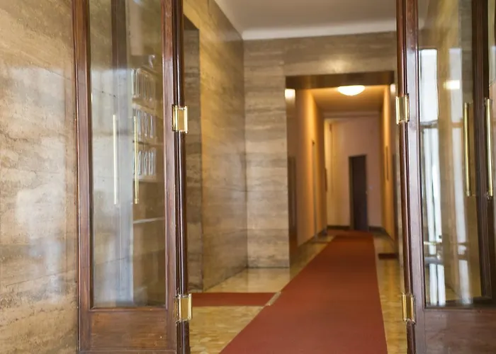 Convenient And Private Place In Milan Apartment