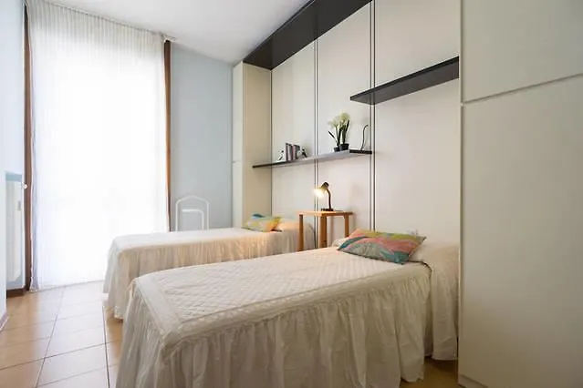 Affittacamere Duomo 15 Minuti *