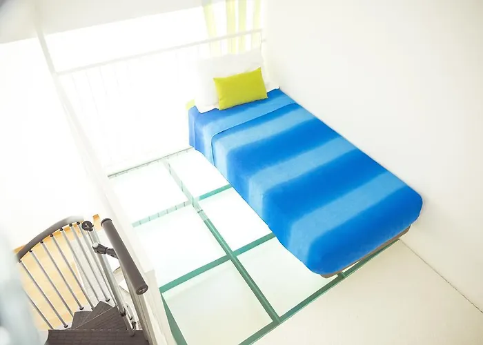 Via Breda 120 * Milão