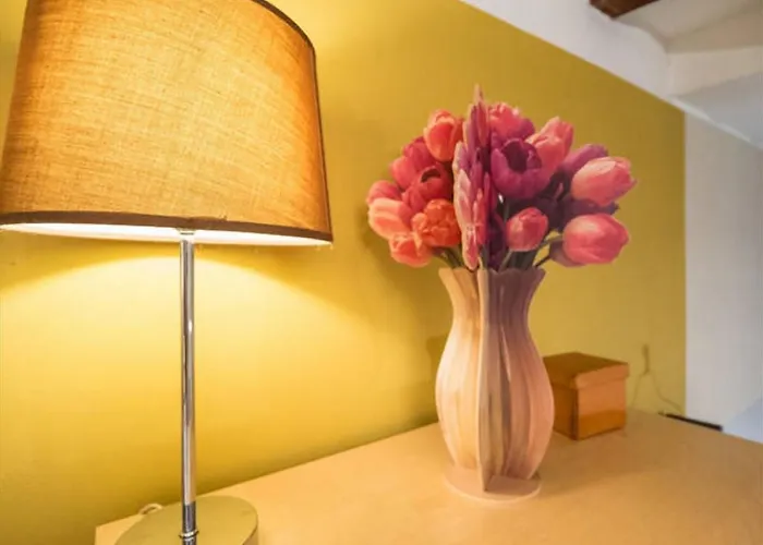 Guesthost - Mm1 Porta Venezia - Stylish Flat Apartment *