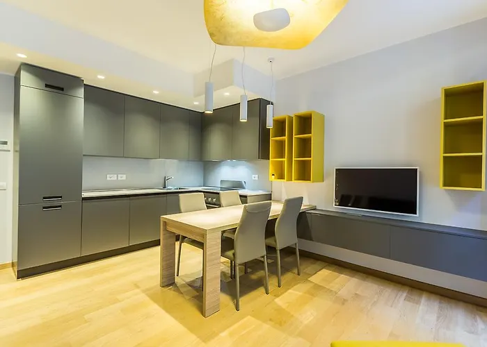 Fifty Eight Center Appartement *