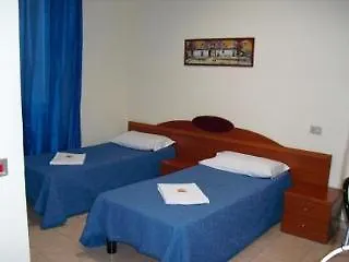 Hotel Midtown *