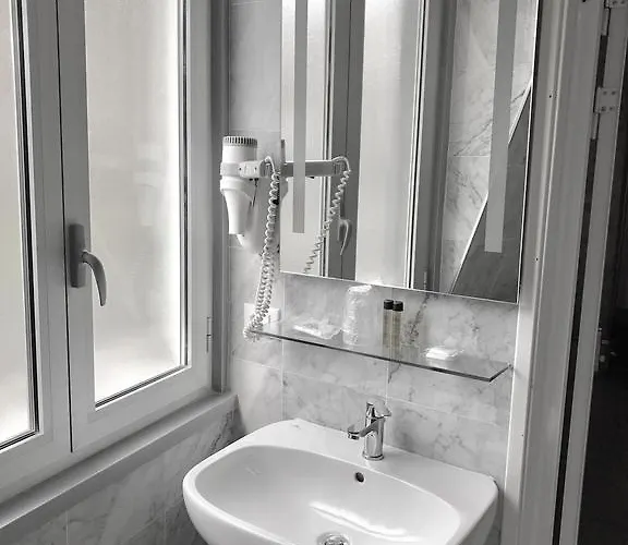 Отель Bolzano 3*