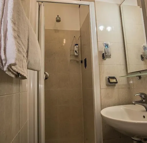 贝尔希特酒店 酒店 2*