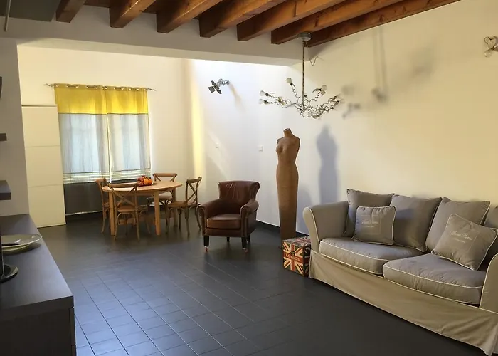 Апартаменты Navigli Downtown Cocco House