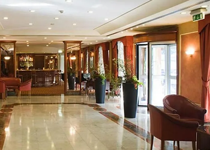 Starhotels Tourist 4*