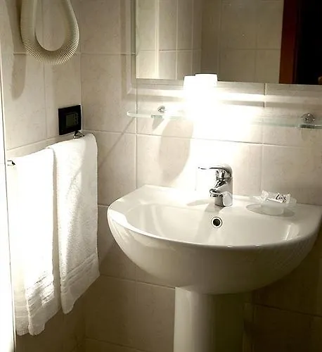 Nuovo Metro Hotel Milán