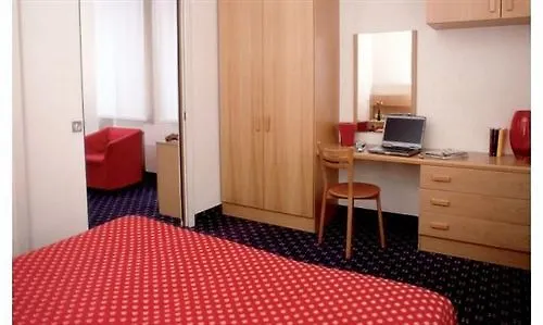 Hotel apartamentowy Portello Mediolan