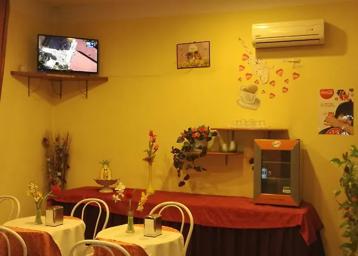 San Giovanni Hotel *