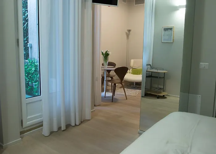 فندق Porta Venezia Centro ميلان
