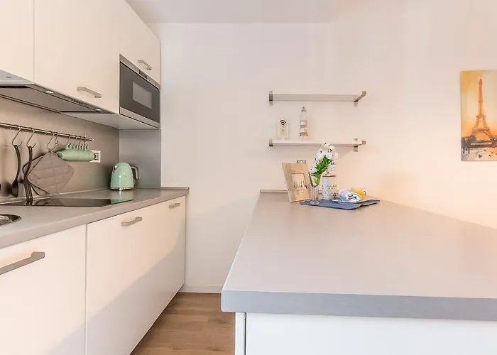 Alessia's Flat - Sarpi 3 Apartment