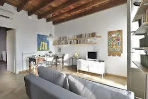 La Maison Del Capestrano * Mediolan