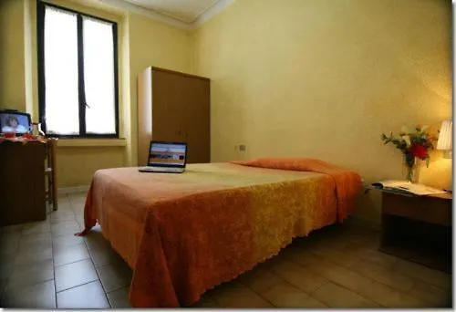 Szálloda Verona *