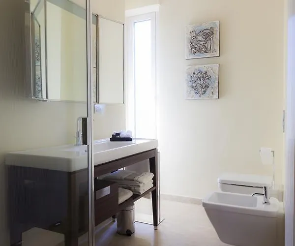 Bronzino House 3* Μιλάνο