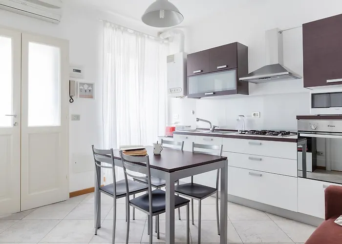 Italianway Easy - Cerano 15 * Milan