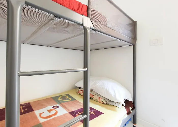 Red Line Division Vendégház 3*