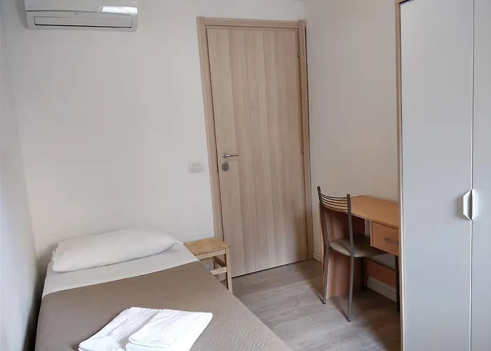 Red Line Division Milánó