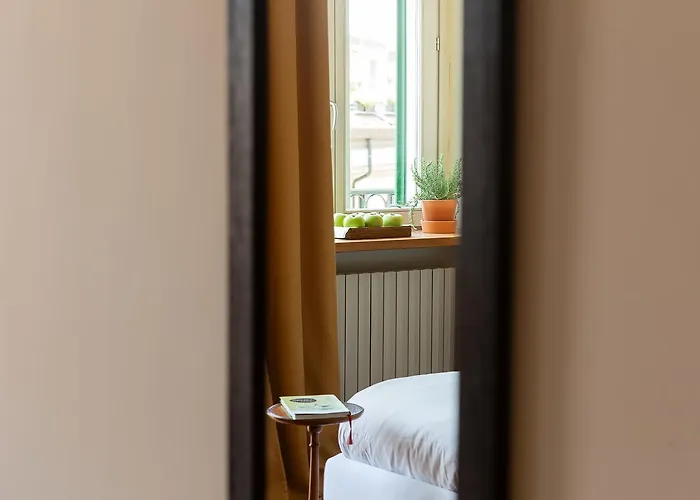 Zebra Naviglio 4* ミラノ