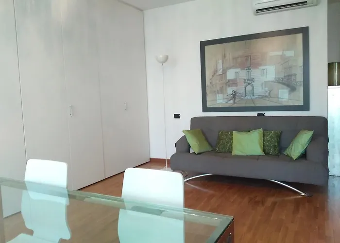 Kibilu - Via Vignola - Porta Romana - Universita Bocconi Apartment *