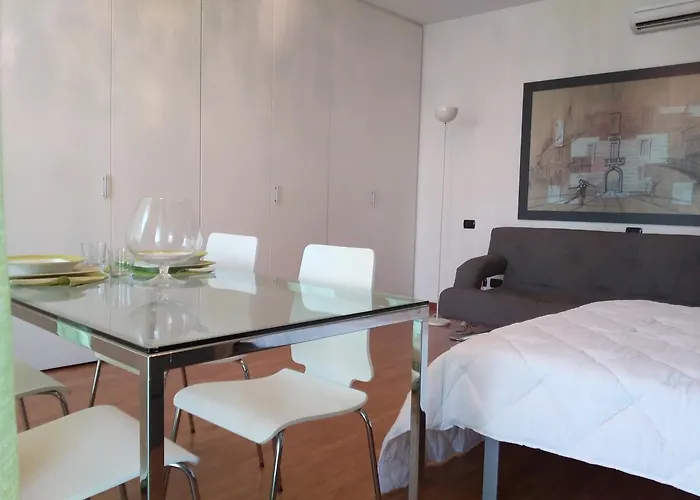 Kibilu - Via Vignola - Porta Romana - Universita Bocconi Apartment Milan