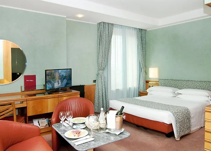 Michelangelo Otel 4*