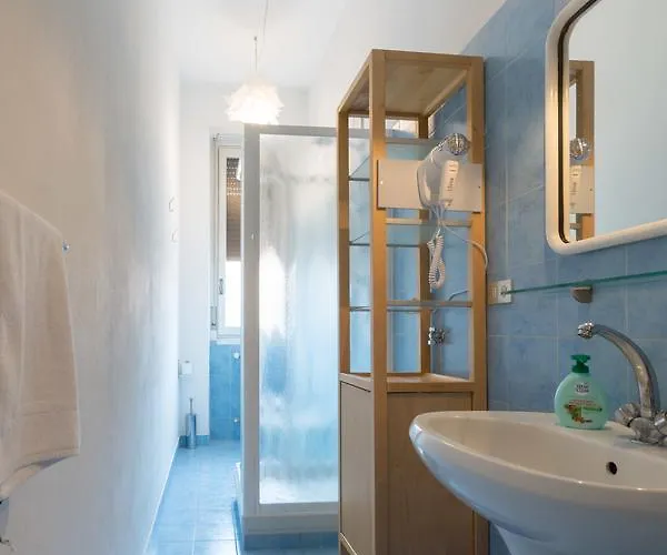 Hbhall Residenze Darsena Apartament