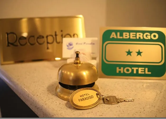 帕拉迪索酒店 2*