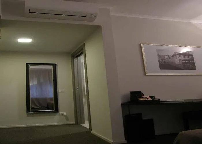 Panzió Zuretti 61 Milánó