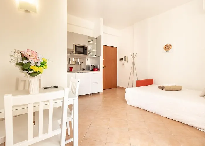 Alessia's Flat - Affori