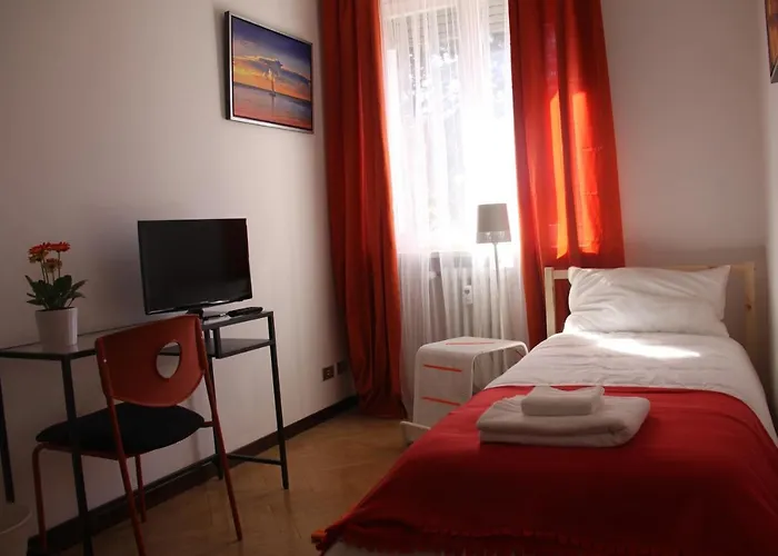 ベッド・アンド・ブレックファスト Lotus