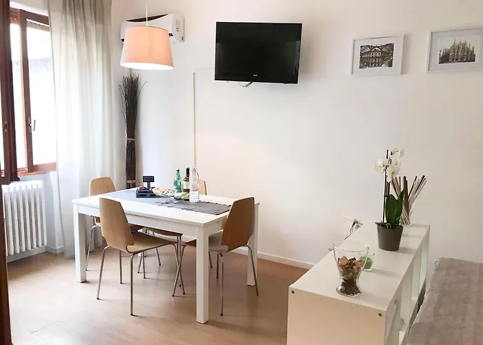 Apartment Center White Mailand