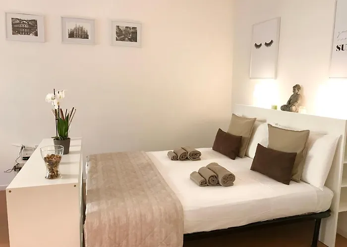 Apartment Center White Mailand