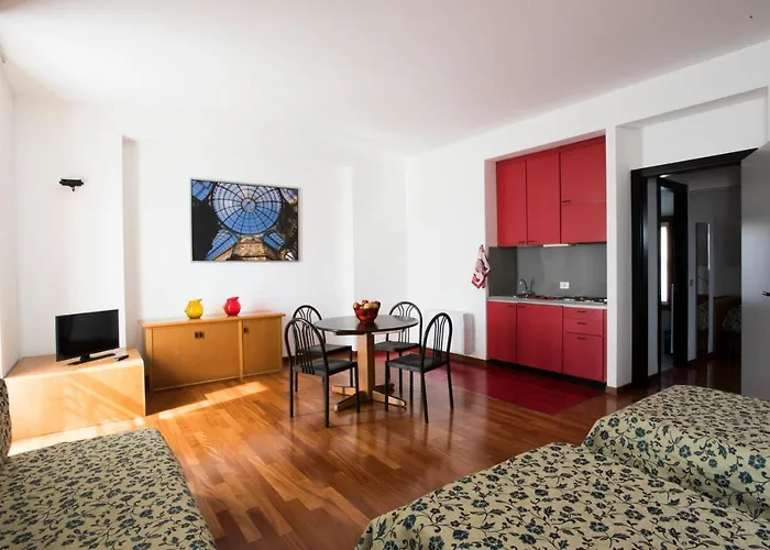 Ξενοδοχείο με διαμερίσματα Odescalchi 3*