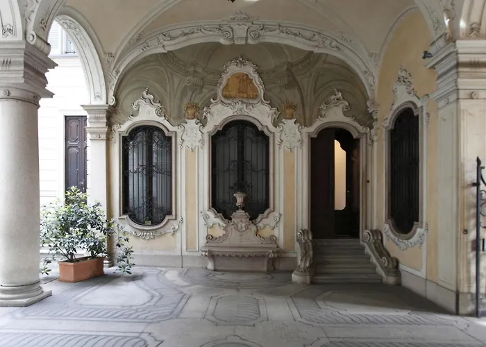 Bonaparte 2* ميلان