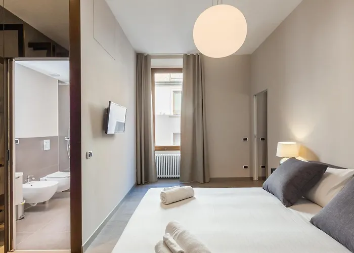 Easyhomes-duomo & *
