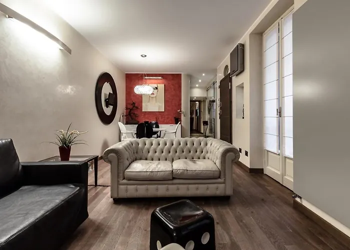 Stylish In Fashion District - Corso Venezia Apartmán