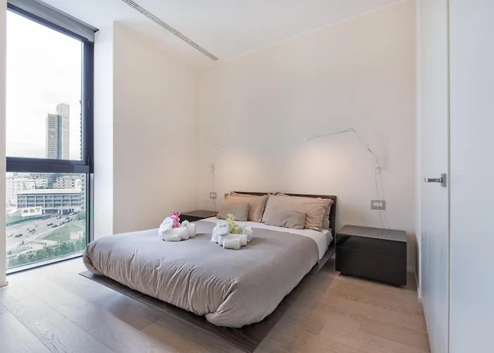 Stylish Elegant In Torre Solaria With Exclusive Milan's View * 米兰