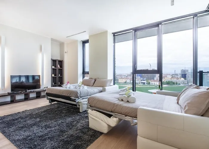 Stylish Elegant In Torre Solaria With Exclusive Milan's View 米兰