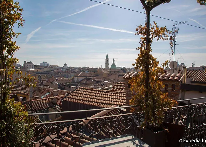 산타 마르타 스위트 4*