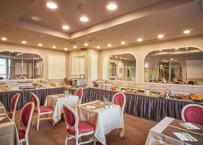 Ih Ambasciatori Hotell 4*