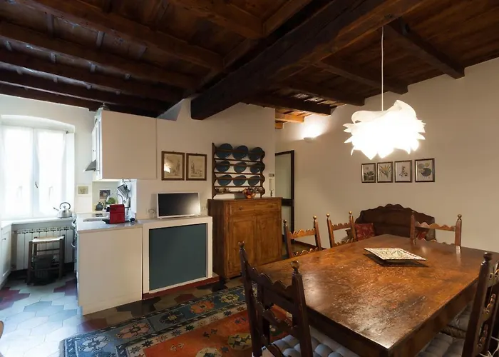 Ticinese 59 Appartement *