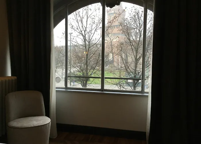Castello 4* Milánó