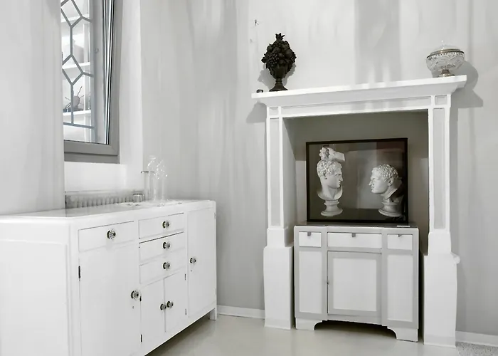 Rosso Segnale Guest house 4*