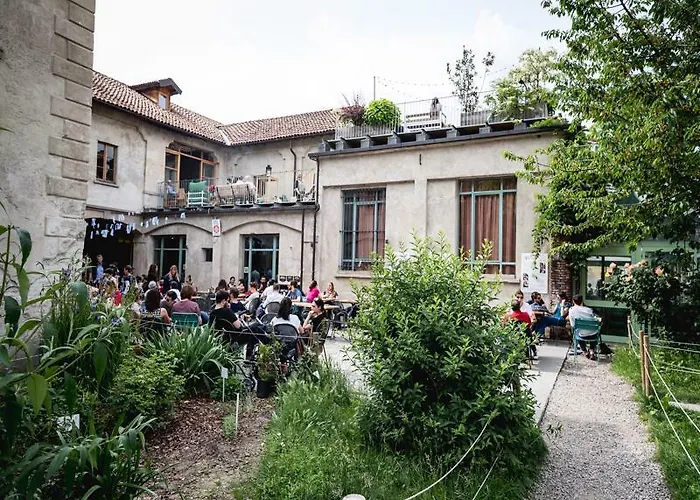 Un Posto A - All'interno Di Cascina Del 700 3*