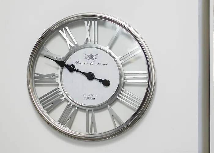 ゲストハウス Household Settembrini 4*