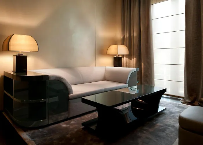 Armani Hotel 5*