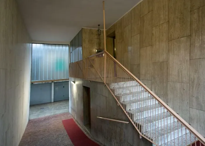 The Rent - Maciachini Two Bedroom ميلان