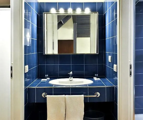 Apart-hotel Bb Studi 4*