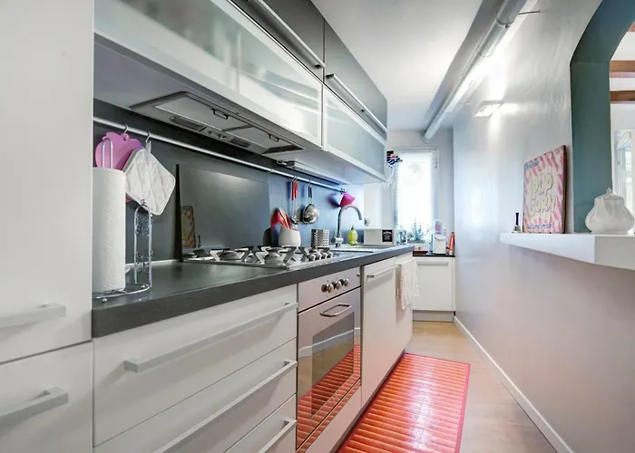 Moscova Luxury לינה וארוחת בוקר 4*