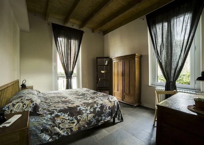 Antico Borgo Hotel *